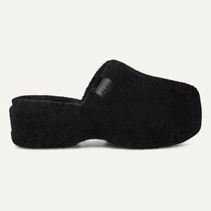 NWOB $120 UGG Fuzz Sugar Clog Black Fluffy Sheepskin Furry 1130950 Size 8